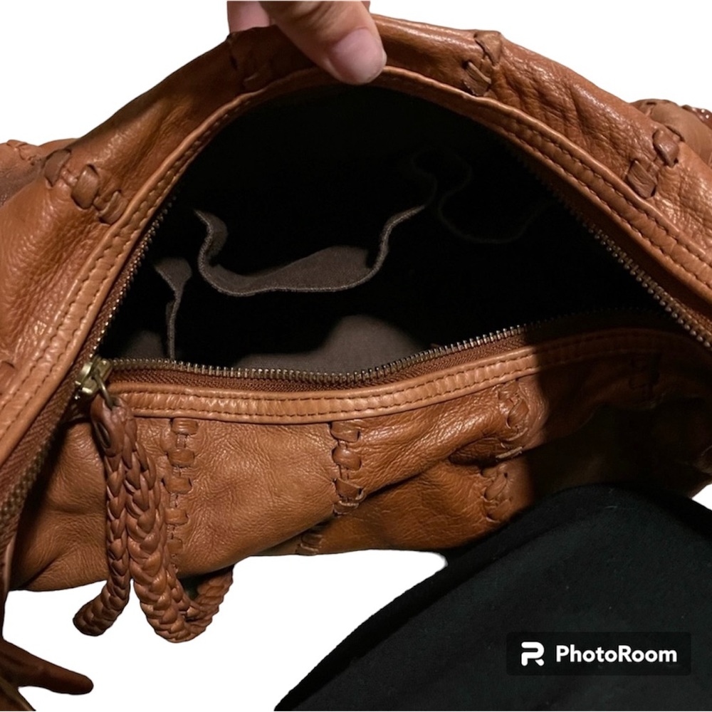 Gorgeous Isabella Fiore handbag - Picture 4 of 5